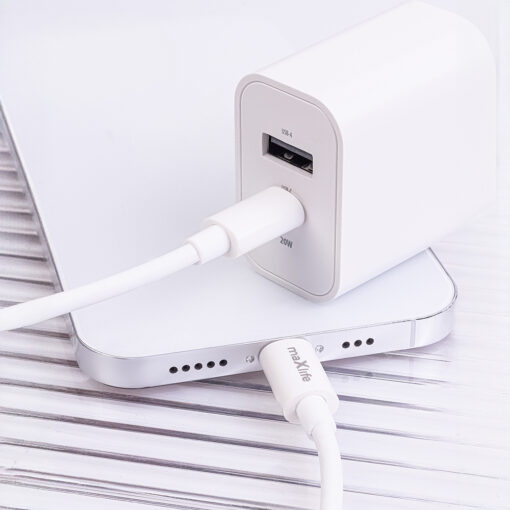 Maxlife MXTC-06-20AC PD QC charger 1x USB-C 1x USB 20W white + USB-C - USB-C cable 20W - Image 4