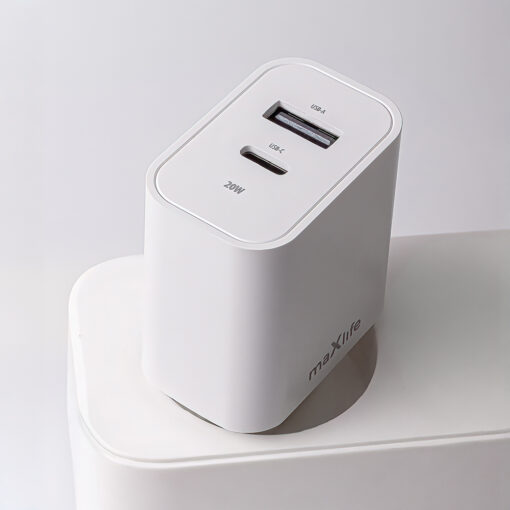 Maxlife MXTC-06-20AC PD QC charger 1x USB-C 1x USB 20W white + USB-C - USB-C cable 20W - Image 9