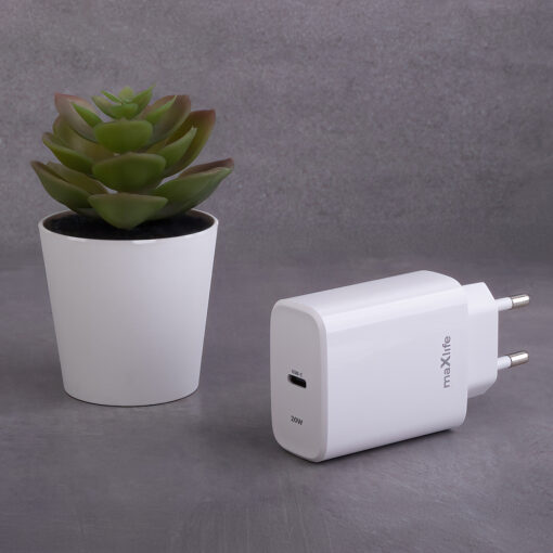 Maxlife MXTC-10-20C PD QC charger 1x USB-C 20W white - Image 6