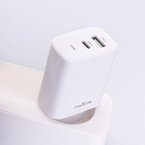 Maxlife MXTC-10-20AC PD QC charger 1x USB-C 1x USB 20W white - Image 9