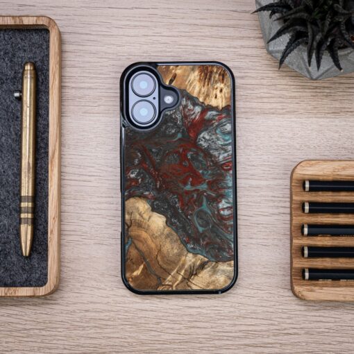 Bewood Unique case for iPhone 16 6,1" Planets Pluto - Image 3