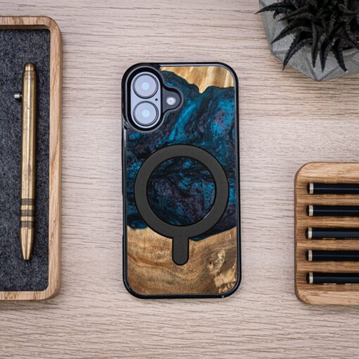 Bewood Unique case for iPhone 16 6,1" Planets Neptune with MagSafe - Image 4