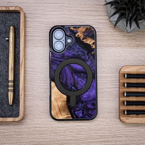 Bewood Unique case for iPhone 16 6,1" Violet with MagSafe - Image 4