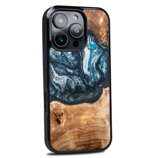 Bewood Unique case for iPhone 16 Pro 6,3" Planets Earth - Image 2