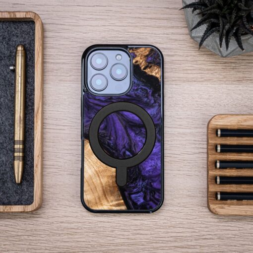 Bewood Unique case for iPhone 16 Pro 6,3" Violet with MagSafe - Image 4