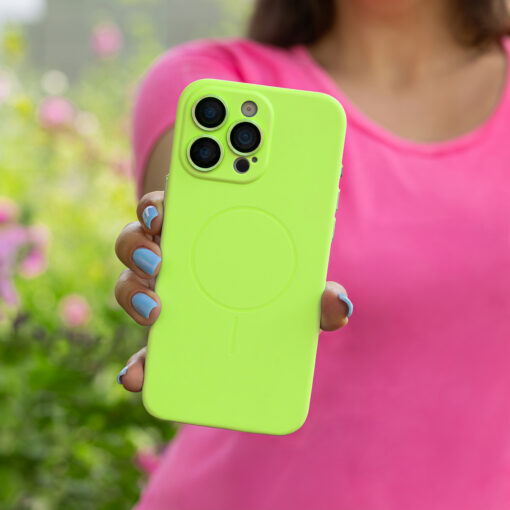 Ultra Trendy Vivid Thin Mag case for iPhone 15 6,1" green - Image 5