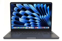 Apple MacBook Air (13" 2025, M4) Hõbedane (uuskasutatud) - Klass A (väga hea)