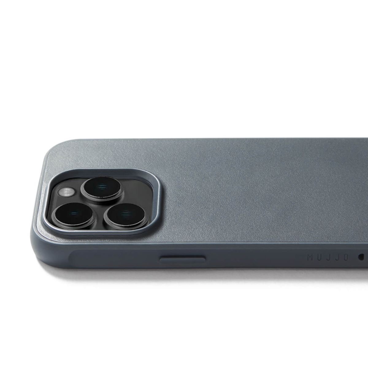 Kaitseümbris Shield Case, Apple iPhone 15 Pro, sinakashall, MagSafe, naturaalsest nahast tagaküljega, Mujjo - Image 3