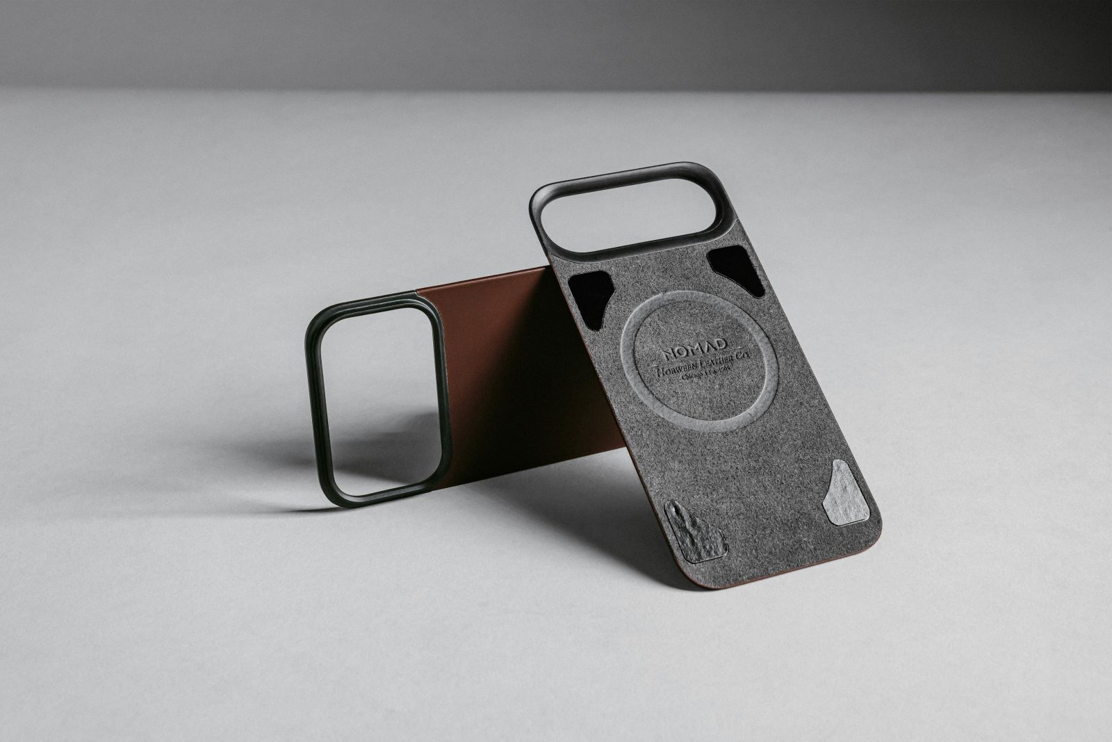 Tagakülje kaitsekaas Magnetic Leather Back, Apple iPhone 17 Pro Max, must, naturaalsest nahast, MagSafe kinnitusega, MagSafe toega, Nomad - Image 10