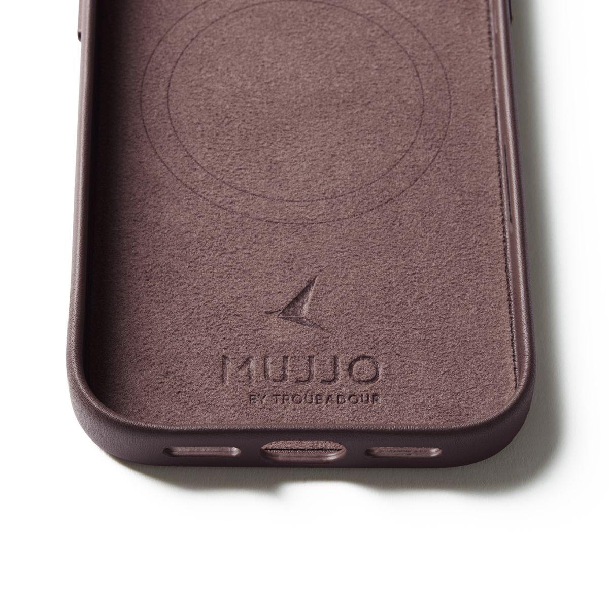 Kaitseümbris Apple iPhone 17 Pro, tumepunane, naturaalsest nahast, MagSafe ühilduv, Mujjo - Image 4